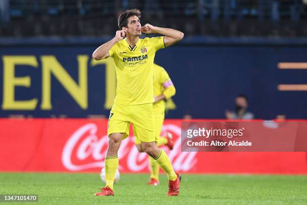 Gerard Moreno of Villarreal CF celebrates after scoring their team's first goal during the LaLiga Santander match between Villarreal CF and CA...