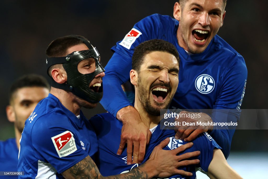 Hannover 96 v FC Schalke 04 - Second Bundesliga