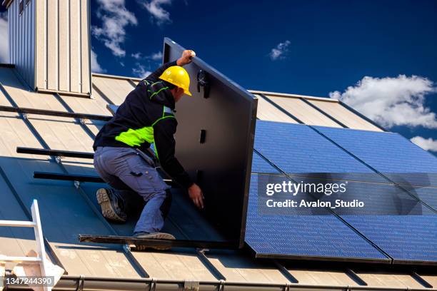 installation of photovoltaic installations - installation stock pictures, royalty-free photos & images