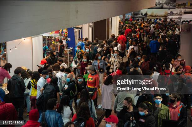 Huge crowds of people wearing face masks to prevent the COVID-19 disease spread are seen during the first day of the SOFA 2021, a fair aimed to the...