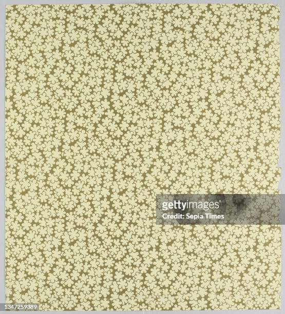 Sidewall, Machine-printed paper, Aesthetic pattern of stylized small six-petal flowers densely overlapping with only small gaps of negative space;...