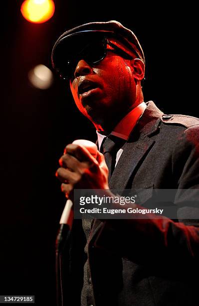 Talib Kweli performs at Best Buy Theater on December 3, 2011 in New York City.