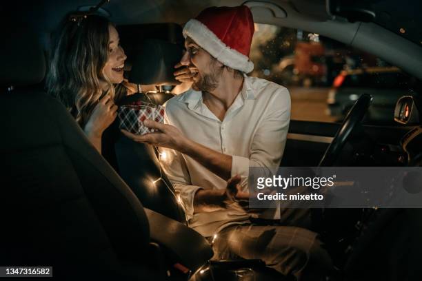 new year present for you - christmas driving stockfoto's en -beelden