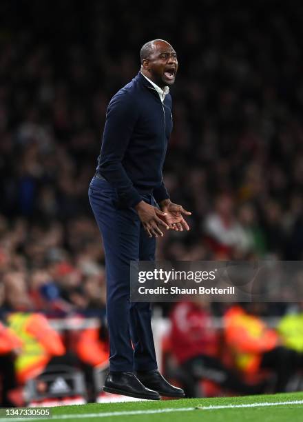 Patrick Vieira, Manager of Crystal Palace gives their team instructions during the Premier League match between Arsenal and Crystal Palace at...