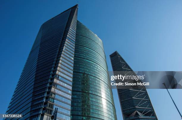 skyscrapers on paseo de la reforma, cuauhtémoc, mexico city, mexico - institution head quarters stock pictures, royalty-free photos & images