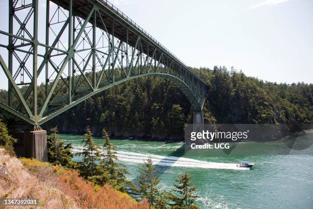 Deception Pass Bridge and Deception State Park. Fidalgo Island and Whidbay Island. State of Washington. Usa. America.
