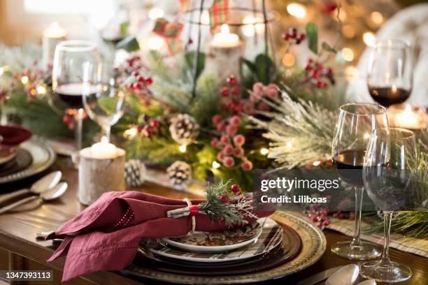 christmas holiday dining table - rustic dining room stock pictures, royalty-free photos & images