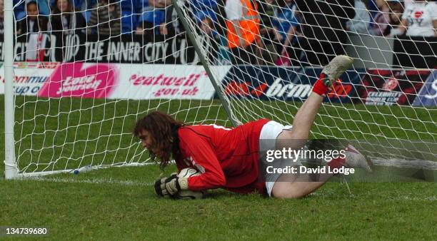 Justin Hawkins during Soccer Six at Birmingham City Football Club - May 14, 2006 at St Andrews Stadium in Birmingham, Great Britain.