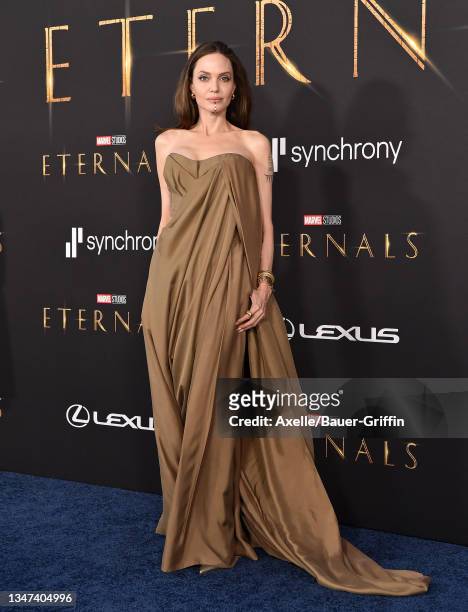 Angelina Jolie attends the Los Angeles Premiere of Marvel Studios' "Eternals" on October 18, 2021 in Los Angeles, California.