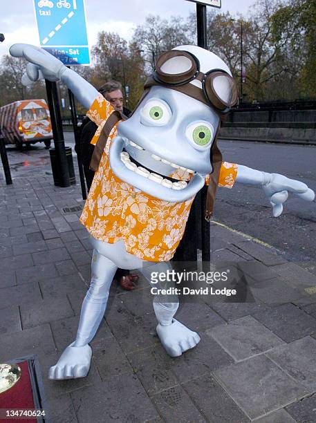 412 Crazy Frog Stock Photos, High-Res Pictures, and Images - Getty Images