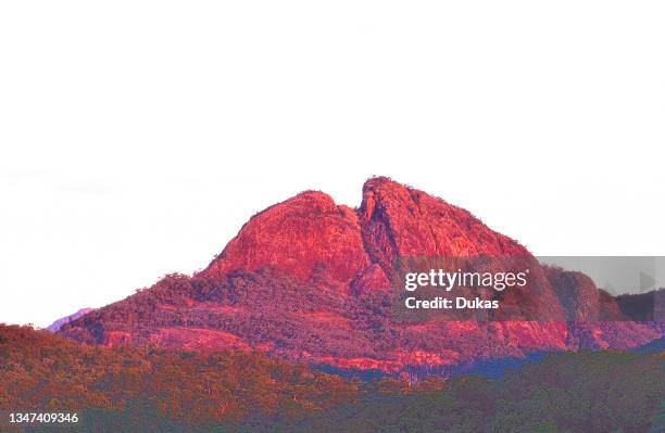 Belougery Split Rock, Felsformation, Morgendämmerung, Warrumbungle National Park, NSW, Auatralia.