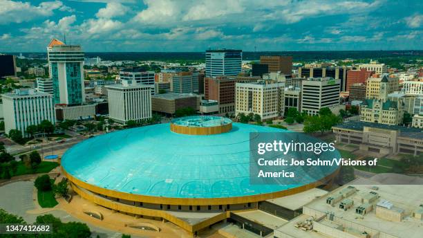 Wichita Ks Wichita Skyline Photos and Premium High Res Pictures - Getty Images