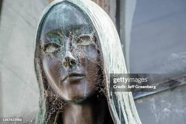 Argentina, Buenos Aires, Cementerio de la Recoleta, Tumba de Liliana Crociati de Szaszak, tomb sculpture of deceased bride.