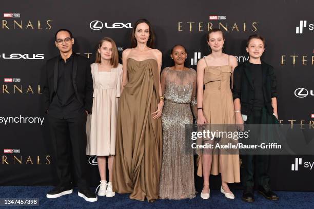 Maddox Jolie-Pitt, Vivienne Jolie-Pitt, Angelina Jolie, Knox Jolie-Pitt, Shiloh Jolie-Pitt, and Zahara Jolie-Pitt attend the Los Angeles Premiere of...