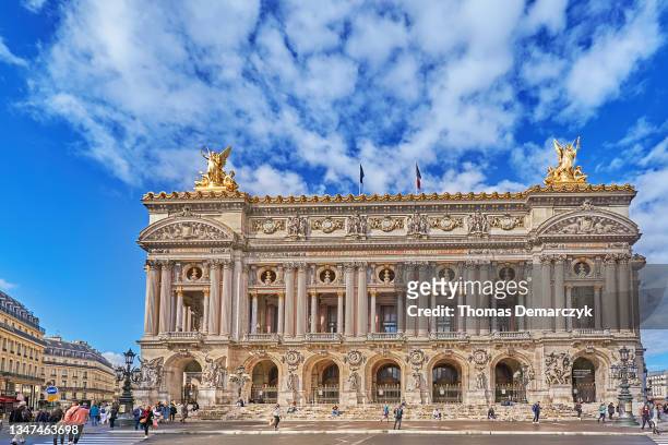 paris - opéra garnier stock pictures, royalty-free photos & images