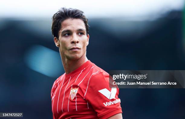 Oliver Torres Munoz of Sevilla FC reacts during the LaLiga Santander match between RC Celta de Vigo and Sevilla FC at Abanca-Balaídos on October 17,...