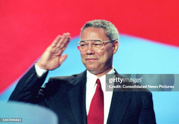 Retired US Army General Colin L Powell speaks at the 1996 Republican National Convention at the San Diego Convention Center, San Diego, California,...