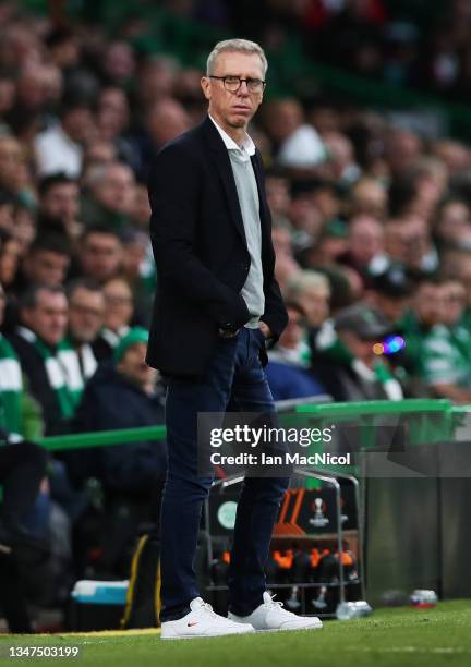 Peter Stoeger, Head Coach of Ferencvaros TC looks on during the UEFA Europa League group G match between Celtic FC and Ferencvarosi TC at Celtic Park...