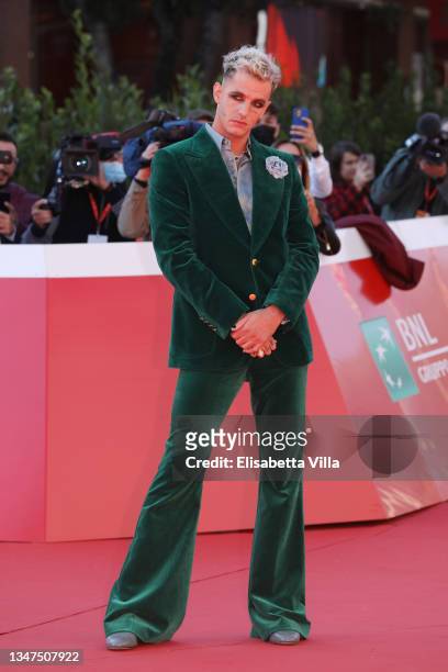 Achille Lauro attends the red carpet of the movie "Anni Da Cane" during the 19th Alice Nella Città 2021 at on October 19, 2021 in Rome, Italy.