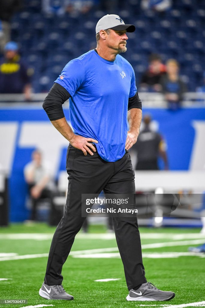 Head coach Dan Campbell of the Detroit Lions looks on before the game ...