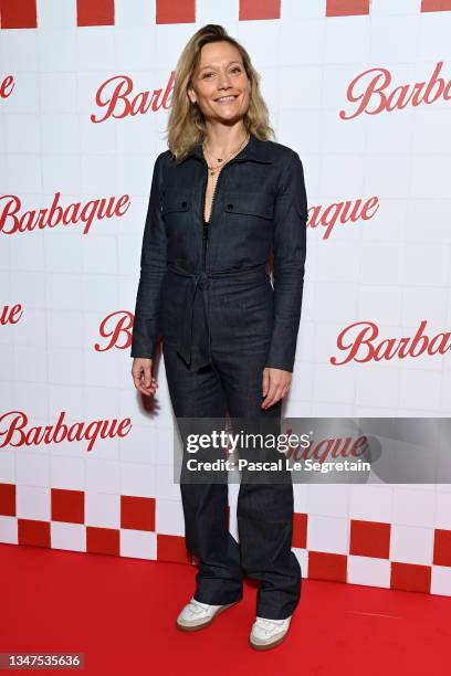 Caroline Vigneaux attends "Barbaque" Premiere at Pathe Wepler on October 19, 2021 in Paris, France.