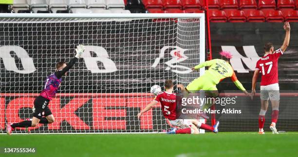Lyle Taylor of Nottingham Forest scores their side's second goal during the Sky Bet Championship match between Bristol City and Nottingham Forest at...