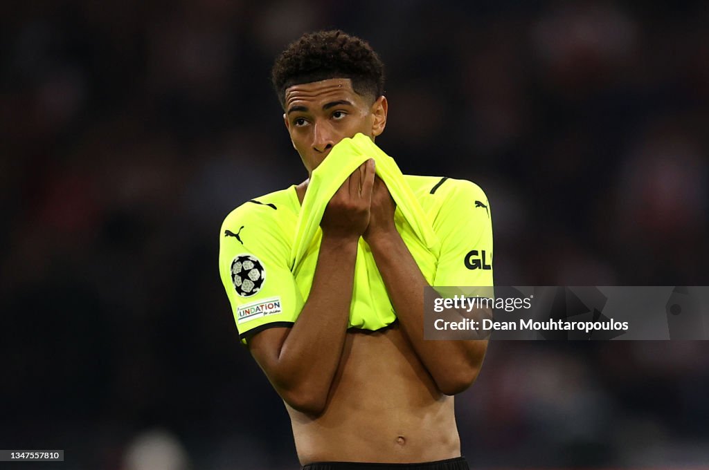 AFC Ajax v Borussia Dortmund: Group C - UEFA Champions League