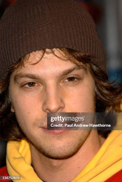 Gavin Degraw during Gavin Degraw and Cast Members of "One Tree Hill" Apear at Planet Hollywood - New York at Planet Hollywood in New York City, New...