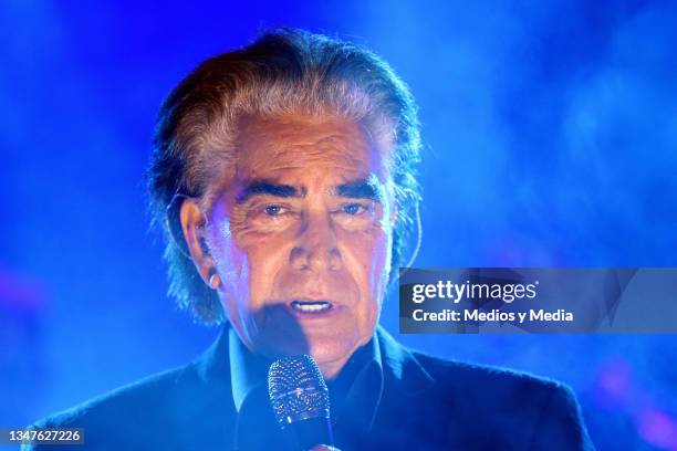 José Luis Rodríguez 'El Puma' performs on stage during the 10th anniversary celebration of the BMB agency at Auditorio Nacional on October 19, 2021...