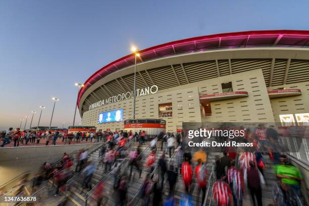 Atletico de Madrid fans arrives at the stadium prior to the UEFA Champions League group B match between Atletico Madrid and Liverpool FC at Wanda...