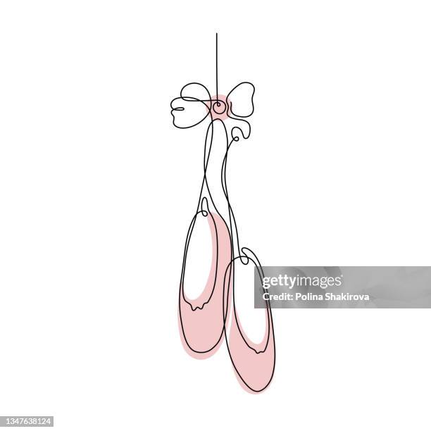 illustrazioni stock, clip art, cartoni animati e icone di tendenza di disegno a una linea di punte di balletto. - scarpette-per-danza-classica