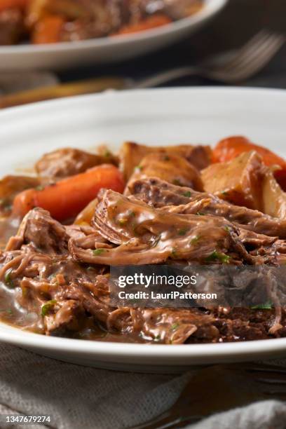 pot roast dinner - chuck stock pictures, royalty-free photos & images