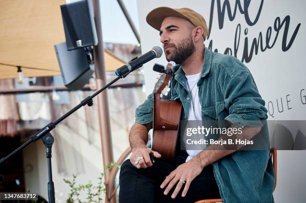 Singer Nil Moliner offers a concert at Le Tavernier Rooftop for the presentation of his new album 'Un Secreta Al Que Gritar' on October 20, 2021 in...