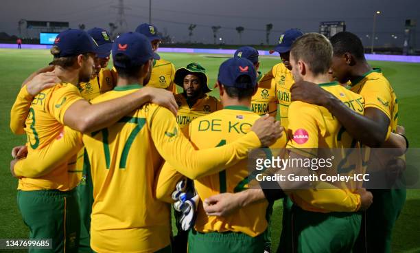 South Africa captain Temba Bavuma speaks to his team ahead of the Pakistan and South Africa warm Up Match prior to the ICC Men's T20 World Cup at on...