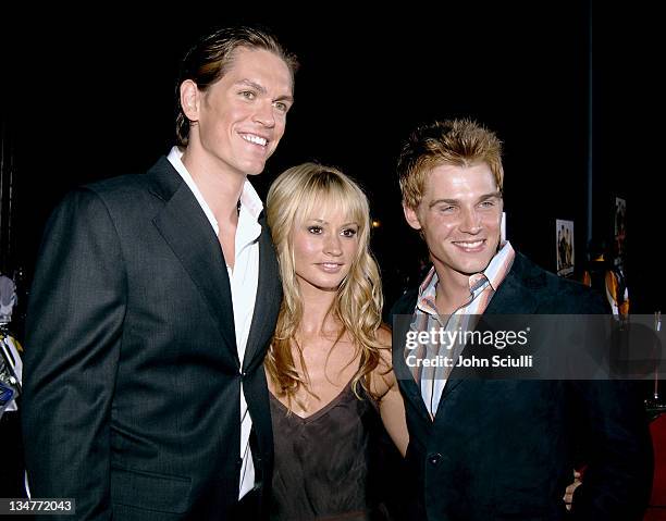 Steve Howey, Cameron Richardson and Mike Vogel during "Supercross" Los Angeles Premiere - Red Carpet at Veterans Administration Complex in Westwood,...