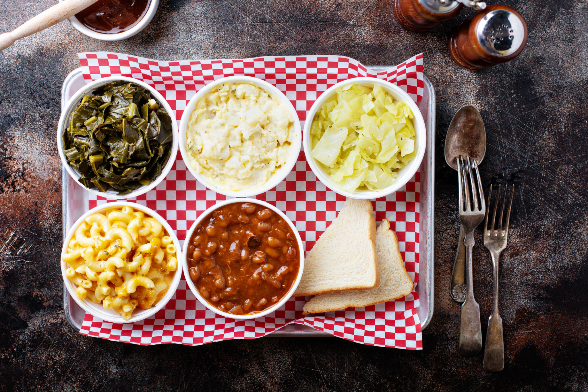 traditional southern meal