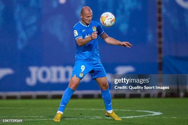 Roman Zozulya of CF Fuenlabrada heading a ball during the LaLiga Smartbank match between CF Fuenlabrada and SD Amorebieta at Estadio Fernando Torres...