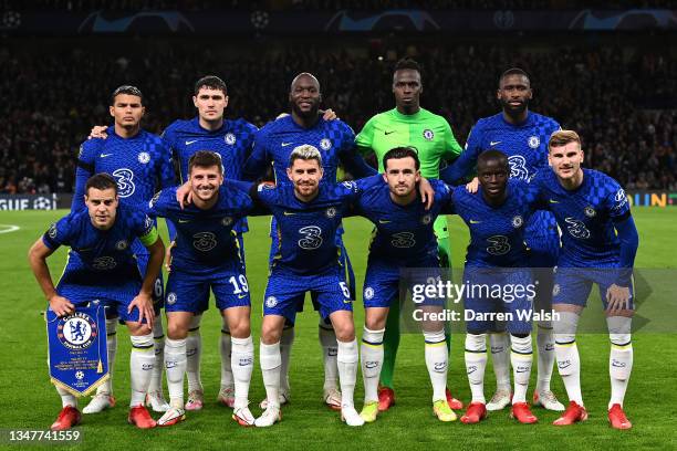 The Chelsea team line up for a photo prior to the UEFA Champions League group H match between Chelsea FC and Malmo FF at Stamford Bridge on October...