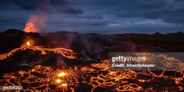 fagradalsfjall volcano in iceland - volcanic activity bildbanksfoton och bilder