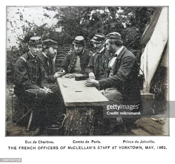 old engraved illustration of the french officers of mclellan's at yorktown, may 1862 - civil war fotografías e imágenes de stock