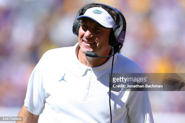 Head coach Dan Mullen of the Florida Gators reacts against the LSU Tigers during a game at Tiger Stadium on October 16, 2021 in Baton Rouge,...