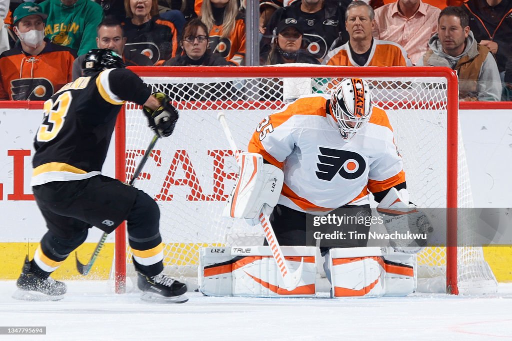 Boston Bruins v Philadelphia Flyers