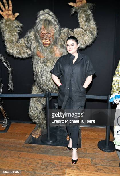 Jodi Lyn O'Keefe attends the opening of Rich Correll's "Icons Of Darkness" VIP celebration on October 20, 2021 in Hollywood, California.