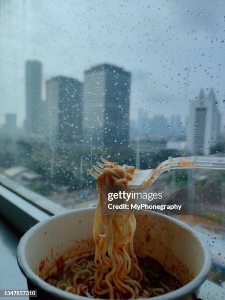 Grab Food Raining 23,880 Raining Food Stock Photos, High-Res Pictures, and Images - Getty ...