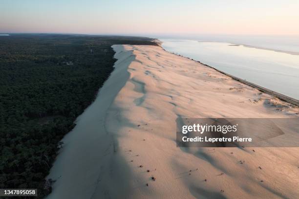 dune du pilat sunset, arcachon, landes, france - gironde photos et images de collection