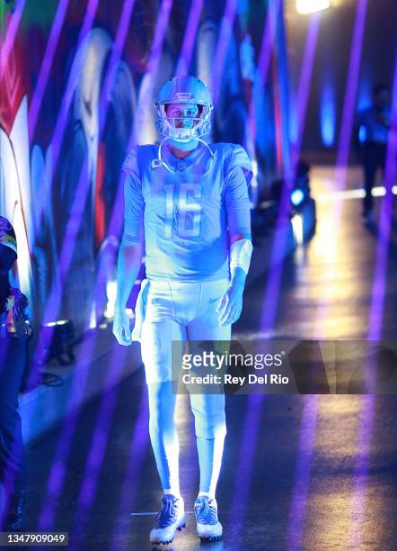 Jared Goff of the Detroit Lions looks on before the game against the Cincinnati Bengals at Ford Field on October 17, 2021 in Detroit, Michigan.