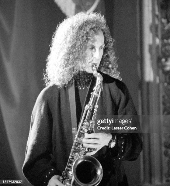 American smooth jazz saxophonist Kenny G performs on stage prior to a concert on October 29, 1994 at the Arrowhead Pond of Anaheim in Anaheim,...