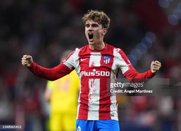 Antoine Griezmann of Atletico Madrid celebrates after scoring their side's second goal during the UEFA Champions League group B match between...