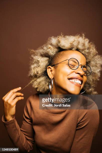 3,375 Funny Afro Photos and Premium High Res Pictures - Getty Images