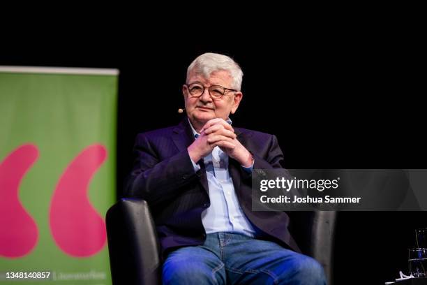 Joschka Fischer speaks during the lit.COLOGNE Special Edition 2021 at Theater am Tanzbrunnen on October 22, 2021 in Cologne, Germany.